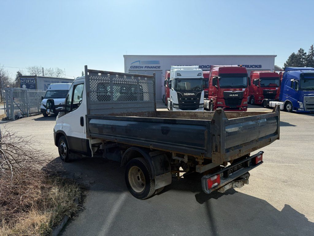 Iveco 35C17 Daily - Tipper van: picture 5 Iveco 35C17 Daily - Tipper van: picture 5