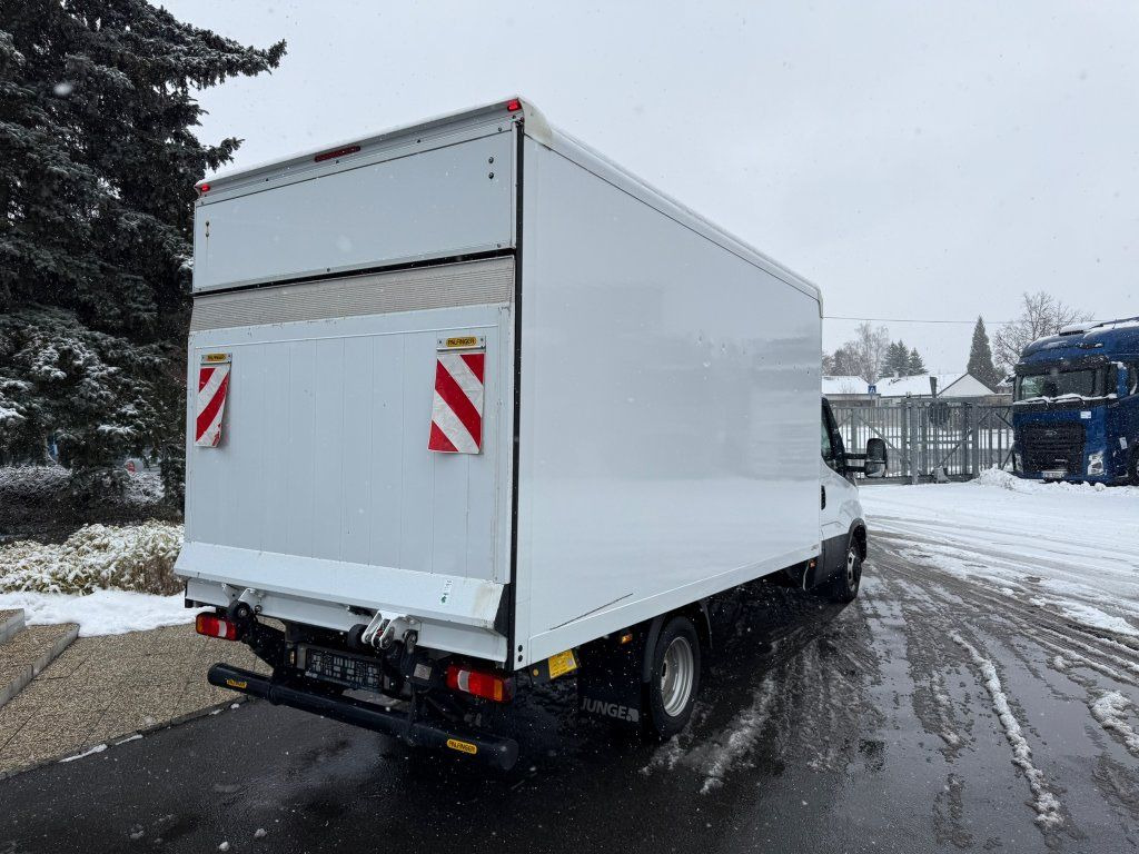 Iveco Daily 35C16 - Box van: picture 3 Iveco Daily 35C16 - Box van: picture 3