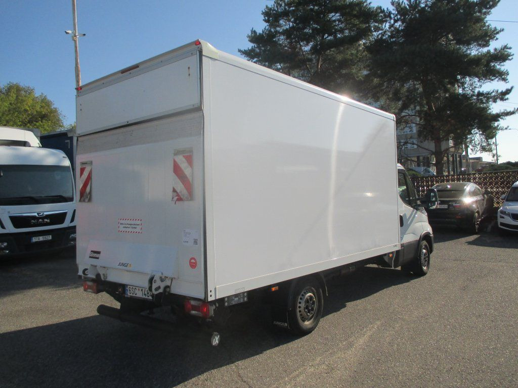 Iveco Daily 35S16 - Panel van: picture 5 Iveco Daily 35S16 - Panel van: picture 5