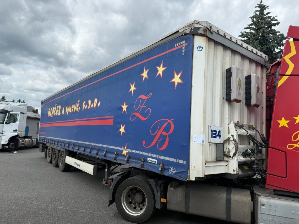 Krone SD - Curtainsider semi-trailer: picture 1 Krone SD - Curtainsider semi-trailer: picture 1