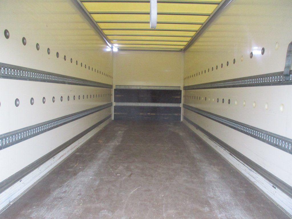 Renault D18, 320 - Box truck: picture 5 Renault D18, 320 - Box truck: picture 5