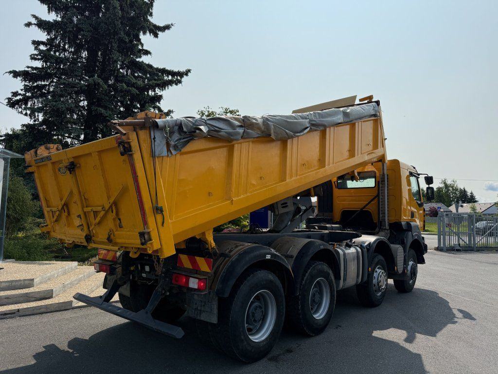 Renault Kerax 460 8x6 EURO 5 - Tipper: picture 2 Renault Kerax 460 8x6 EURO 5 - Tipper: picture 2