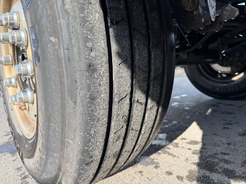 Tipper semi-trailer Schmitz Cargobull SKI24 30m3: picture 13 Tipper semi-trailer Schmitz Cargobull SKI24 30m3: picture 13