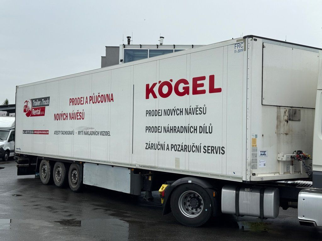Schmitz Cargobull SKO24 - Closed box semi-trailer: picture 1 Schmitz Cargobull SKO24 - Closed box semi-trailer: picture 1