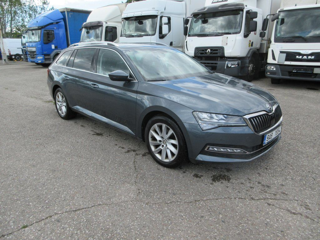 Skoda 2.0 Tdi  Style - Station wagon: picture 3 Skoda 2.0 Tdi  Style - Station wagon: picture 3