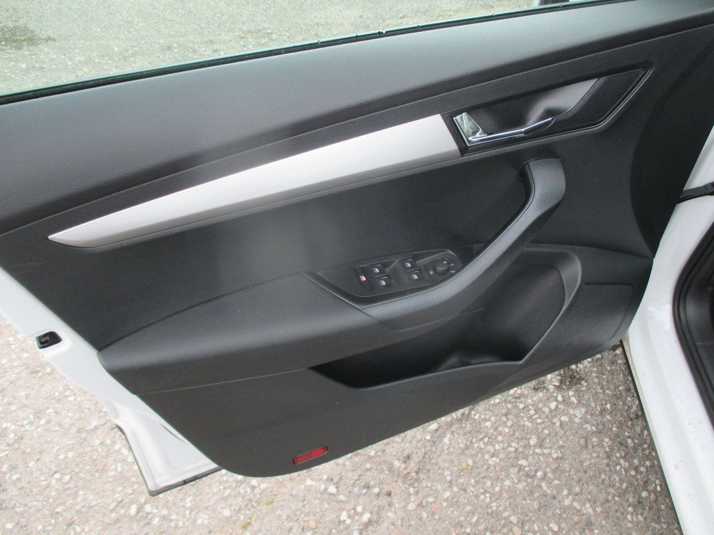 Skoda 2.0TDI Ambition leasing Skoda 2.0TDI Ambition: picture 10