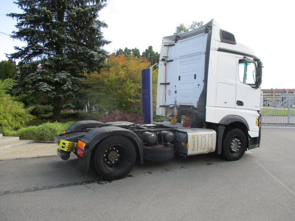 Mercedes-Benz 1845 Actros EURO 6 - Tractor unit: picture 4 Mercedes-Benz 1845 Actros EURO 6 - Tractor unit: picture 4