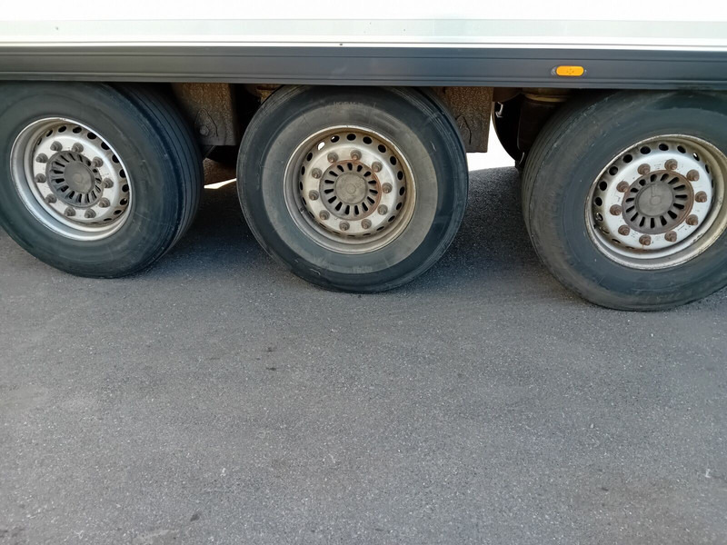 Refrigerator semi-trailer LAMBERET: picture 7