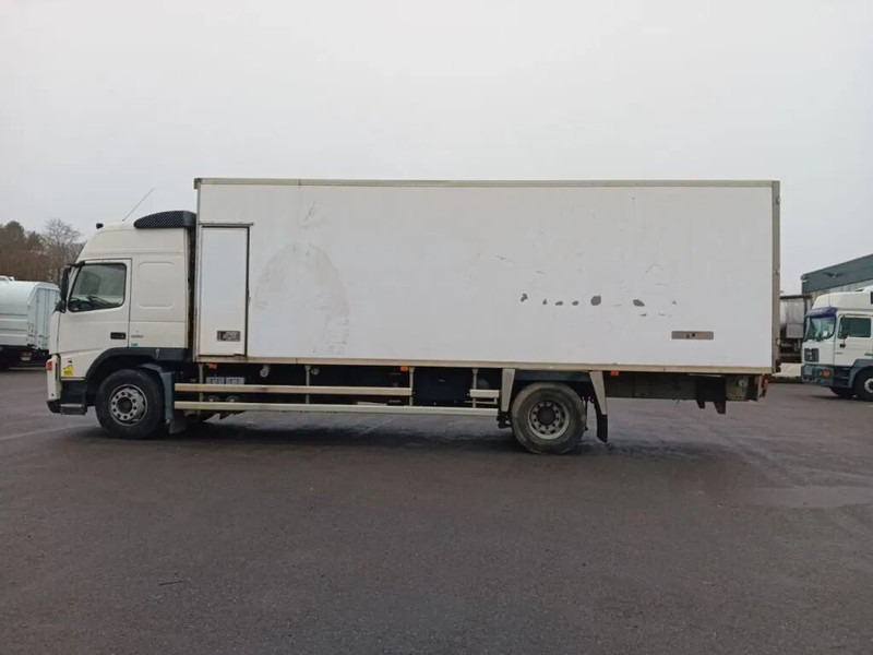 Volvo FM 260 - Refrigerator truck: picture 3 Volvo FM 260 - Refrigerator truck: picture 3