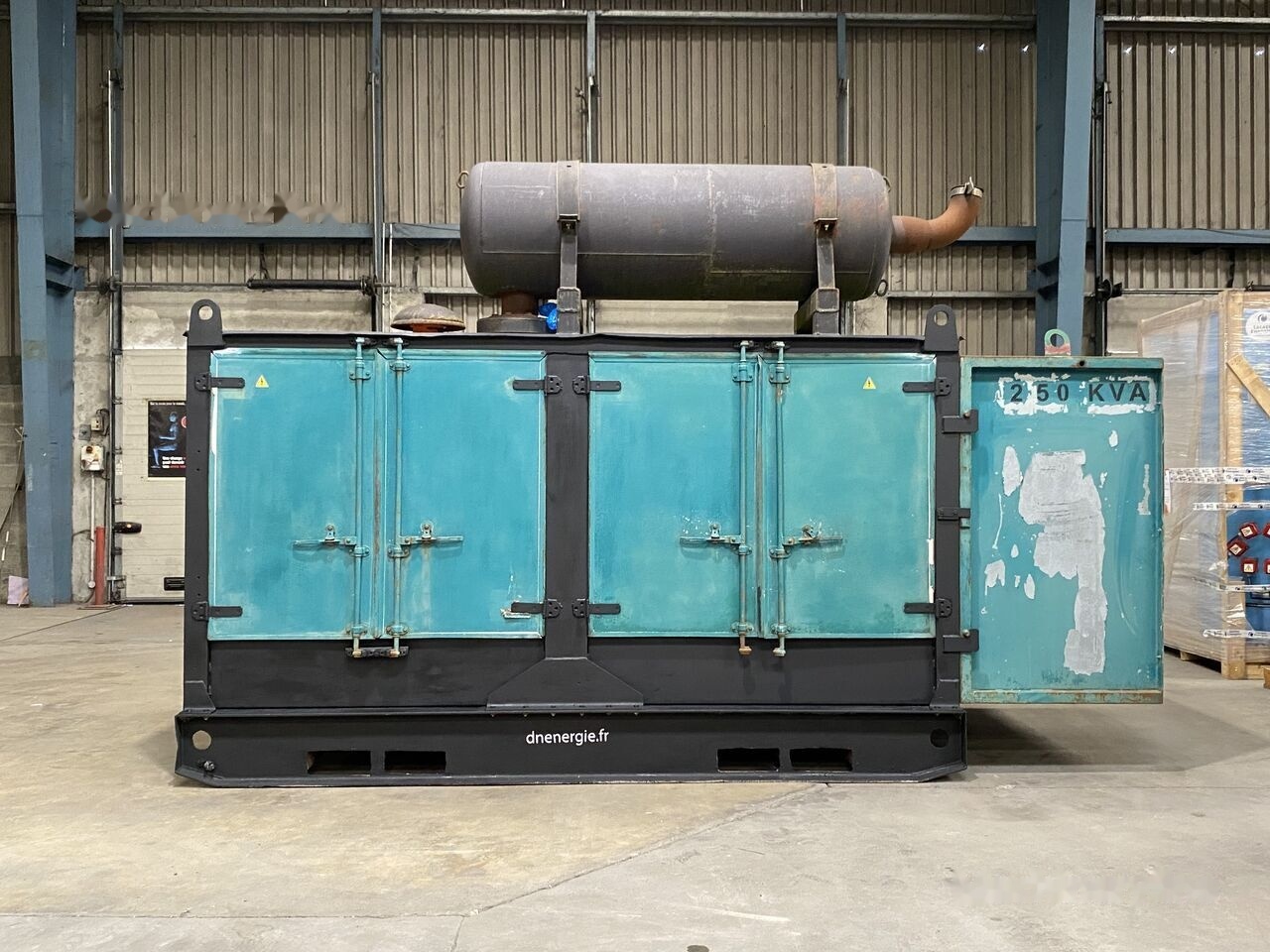 IVECO 250 kVa 8210SRI - Generator set: picture 1 IVECO 250 kVa 8210SRI - Generator set: picture 1