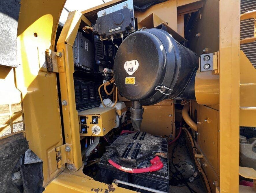 CAT 329DLN video  leasing CAT 329DLN video: picture 16