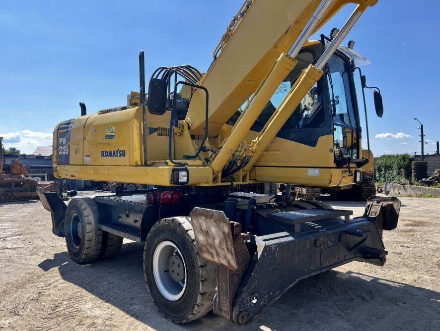 Komatsu PW220MH MH - Waste/ Industry handler: picture 4 Komatsu PW220MH MH - Waste/ Industry handler: picture 4