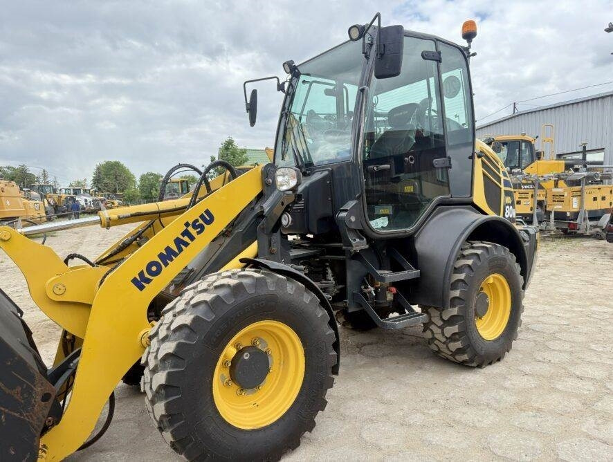 Komatsu WA80M-7 - Wheel loader: picture 2 Komatsu WA80M-7 - Wheel loader: picture 2