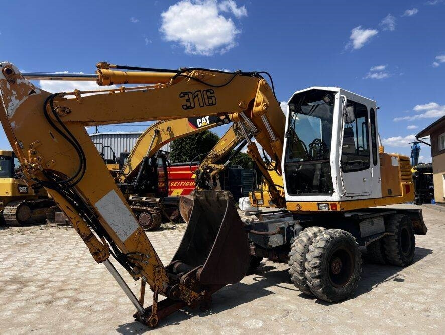 Liebherr A316 - Wheel excavator: picture 1 Liebherr A316 - Wheel excavator: picture 1