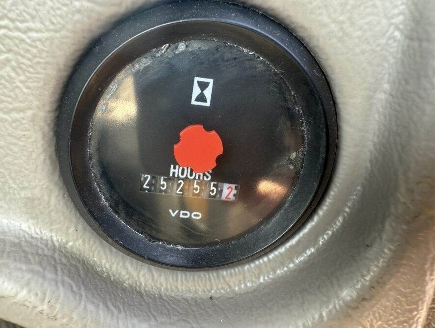 Wheel loader Volvo L120F: picture 18 Wheel loader Volvo L120F: picture 18