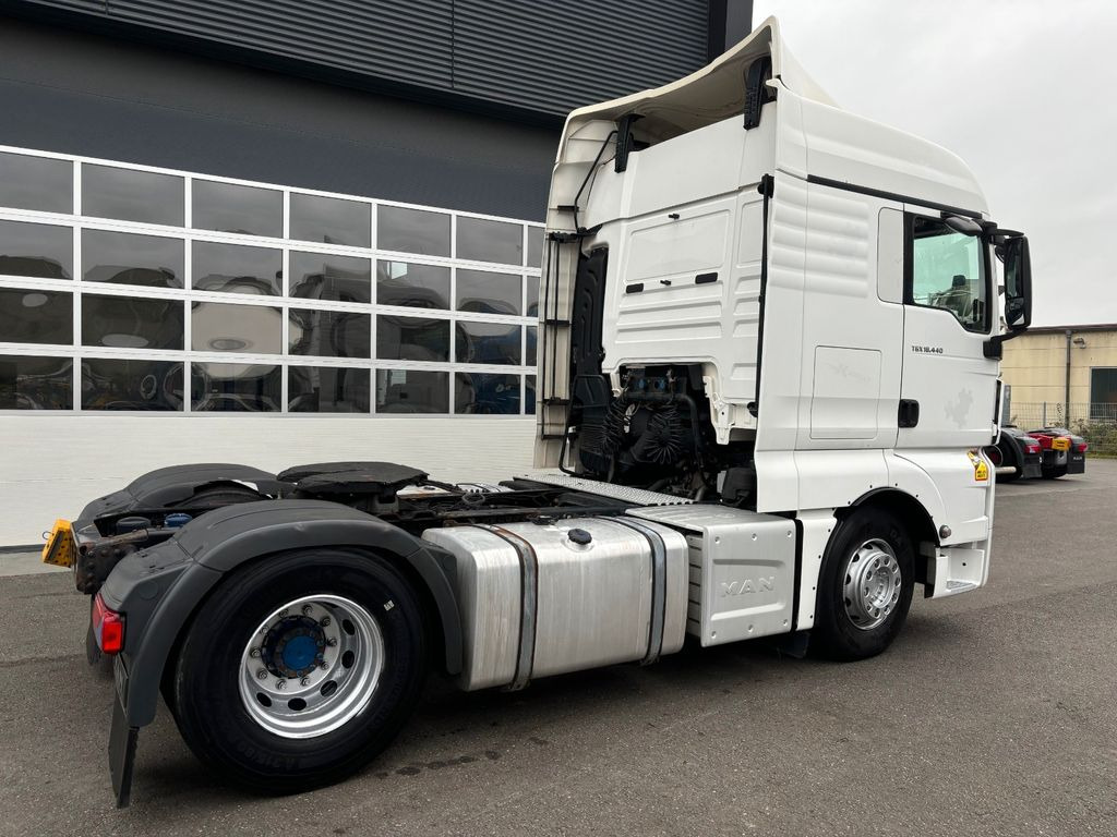 Tractor unit MAN TGX 18.440 480 Retarder/NAVI/2 Tanks/Standheiz MAN TGX 18.440 480 Retarder/NAVI/2 Tanks/Standheiz: picture 9