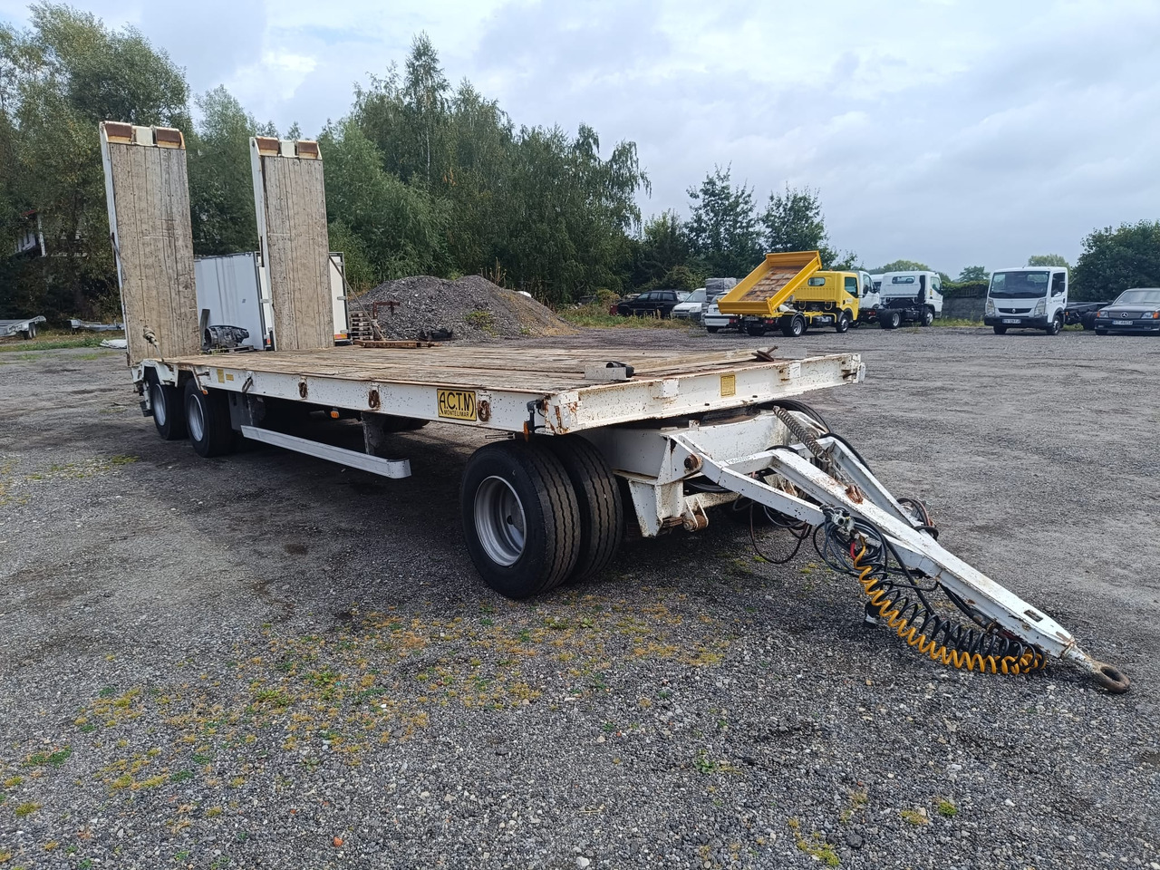 ACTM 3 osie 8m x 2,55 m lad 25 T - Low loader trailer: picture 1 ACTM 3 osie 8m x 2,55 m lad 25 T - Low loader trailer: picture 1