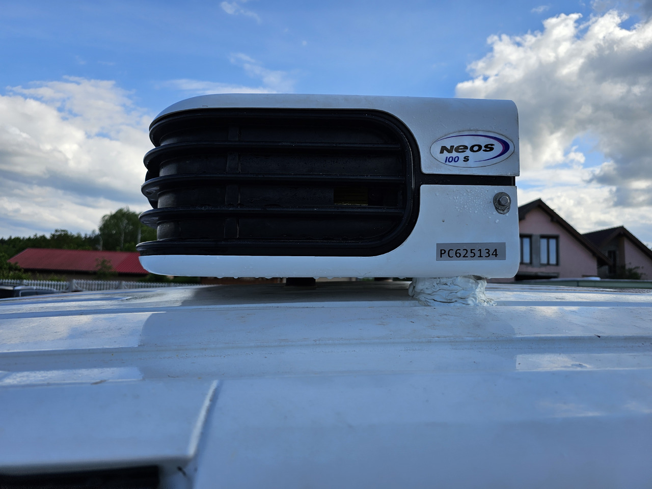 PEUGEOT PARTNER 1,6 HDI CHLODNIA CARRIER KLIMA NAVI EURO 6 - Refrigerated van: picture 4 PEUGEOT PARTNER 1,6 HDI CHLODNIA CARRIER KLIMA NAVI EURO 6 - Refrigerated van: picture 4