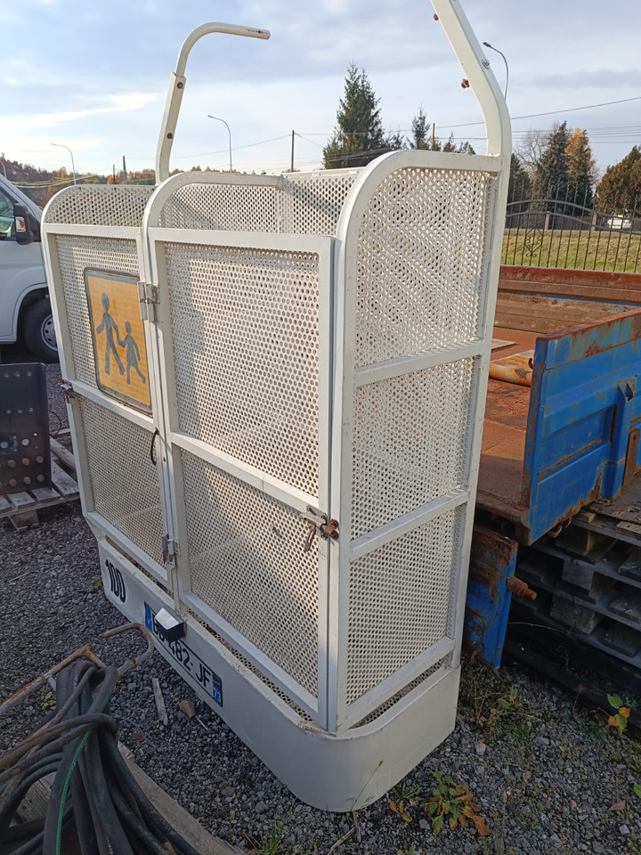 VOLKSWAGEN CRAFTER 23 OSOBY KLIMA WEBASTO KAMERA RETARDER HAK EURO5 leasing VOLKSWAGEN CRAFTER 23 OSOBY KLIMA WEBASTO KAMERA RETARDER HAK EURO5: picture 26 VOLKSWAGEN CRAFTER 23 OSOBY KLIMA WEBASTO KAMERA RETARDER HAK EURO5 leasing VOLKSWAGEN CRAFTER 23 OSOBY KLIMA WEBASTO KAMERA RETARDER HAK EURO5: picture 26