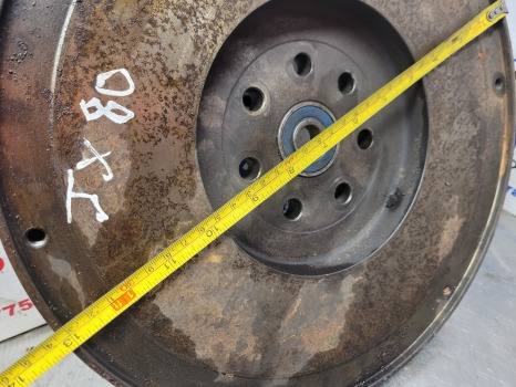 Case Jx80, New Holland Td80 Flywheel 99443278, 84485692, 99443280, 99443281 - Flywheel: picture 4 Case Jx80, New Holland Td80 Flywheel 99443278, 84485692, 99443280, 99443281 - Flywheel: picture 4