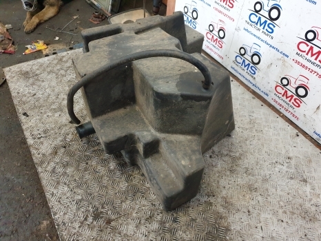 Case Mxm 190, 175 New Holland Tm 175, 190 Additional Fuel Tank 82028880 - Fuel tank for Farm tractor: picture 4 Case Mxm 190, 175 New Holland Tm 175, 190 Additional Fuel Tank 82028880 - Fuel tank for Farm tractor: picture 4