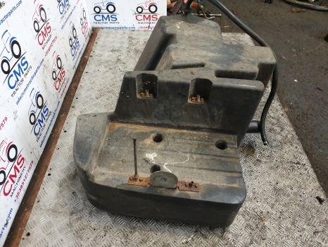 Case Mxm 190, 175 New Holland Tm 175, 190 Additional Fuel Tank 82028880 - Fuel tank for Farm tractor: picture 5 Case Mxm 190, 175 New Holland Tm 175, 190 Additional Fuel Tank 82028880 - Fuel tank for Farm tractor: picture 5