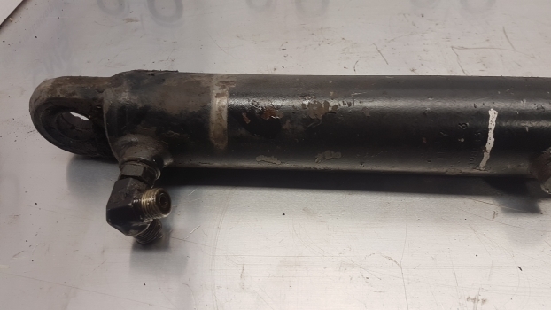 Case New Holland T6 , T7 , Tm, Puma And Mxm Series Steering Ram 5198883 - Steering for Farm tractor: picture 2 Case New Holland T6 , T7 , Tm, Puma And Mxm Series Steering Ram 5198883 - Steering for Farm tractor: picture 2