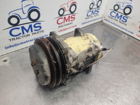 Claas Ares 656rc, Ares, Ceres, Air Conditioning Compressor 7700038545, B709s32 - A/C part: picture 2 Claas Ares 656rc, Ares, Ceres, Air Conditioning Compressor 7700038545, B709s32 - A/C part: picture 2