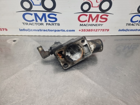 Claas Ares 656rc, Ariom, Axion, Thermostat Body 6005023476, R501130, R131016 - Cylinder head: picture 4 Claas Ares 656rc, Ariom, Axion, Thermostat Body 6005023476, R501130, R131016 - Cylinder head: picture 4