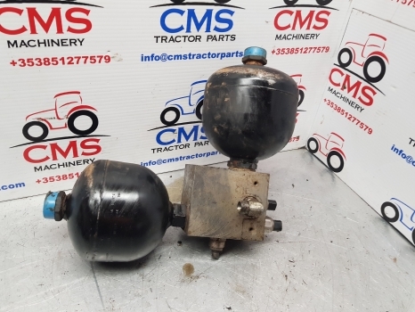 Claas Arion 500, 600 Series 640 Brake Valve, Safety Block 0021603450, 0021603451 - Brake valve for Farm tractor: picture 5 Claas Arion 500, 600 Series 640 Brake Valve, Safety Block 0021603450, 0021603451 - Brake valve for Farm tractor: picture 5