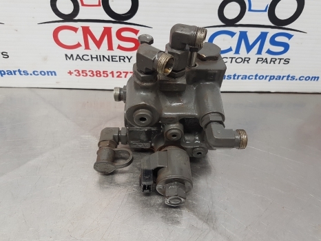 Claas Arion 640, 500, 600, Axion 950 Brake Valve Assy 0021505602, 0021514903 - Brake valve for Agricultural machinery: picture 1 Claas Arion 640, 500, 600, Axion 950 Brake Valve Assy 0021505602, 0021514903 - Brake valve for Agricultural machinery: picture 1