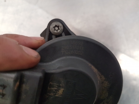 Claas Arion 640, 500, 600 Hexashift, Cmatic Egr Valve 0011469720, Re538692 - Valve for Farm tractor: picture 5 Claas Arion 640, 500, 600 Hexashift, Cmatic Egr Valve 0011469720, Re538692 - Valve for Farm tractor: picture 5