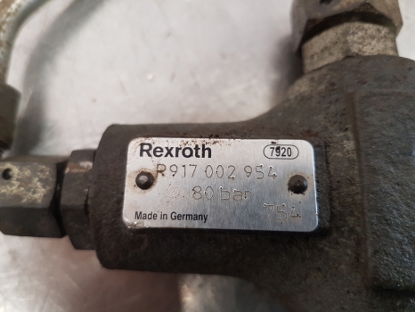 Claas Arion 640, 600, 500 Brake Valve 0021653290, 0021653291, R917002954 - Brake valve for Agricultural machinery: picture 4 Claas Arion 640, 600, 500 Brake Valve 0021653290, 0021653291, R917002954 - Brake valve for Agricultural machinery: picture 4