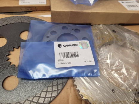Brake disc Claas Arion 640 Carraro 20.25 Si Front Axle Brake Plate Kit 64212, 0011469130: picture 9 Brake disc Claas Arion 640 Carraro 20.25 Si Front Axle Brake Plate Kit 64212, 0011469130: picture 9