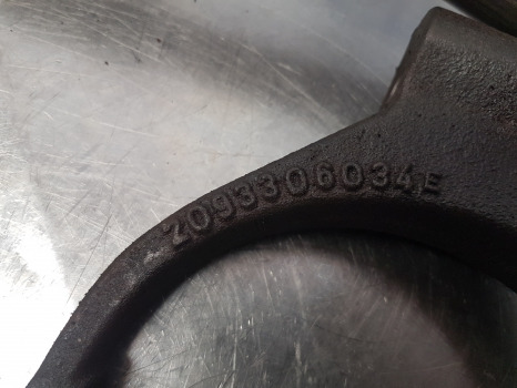 Deutz Agrotron 110, Mk3, Clutch Shaft And Fork 04426190.4, 2093306034 - Clutch and parts for Agricultural machinery: picture 3 Deutz Agrotron 110, Mk3, Clutch Shaft And Fork 04426190.4, 2093306034 - Clutch and parts for Agricultural machinery: picture 3