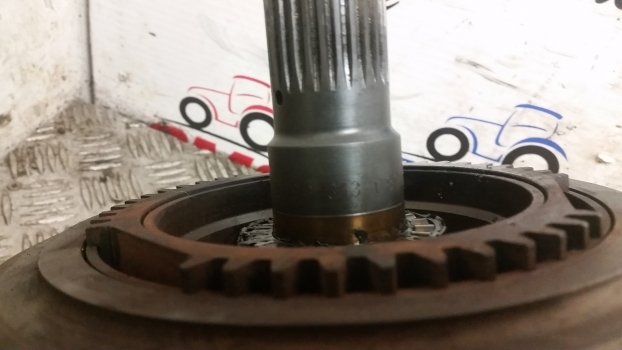 Deutz Agrotron 6.15 Powershift Clutch Assy, Shaft 04427607, 04419770, 2093313089 - Clutch and parts for Farm tractor: picture 4 Deutz Agrotron 6.15 Powershift Clutch Assy, Shaft 04427607, 04419770, 2093313089 - Clutch and parts for Farm tractor: picture 4