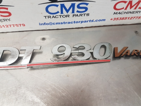 Fendt Vario 928 Side Panel Badge Lettering H9315020219601, H931502021651 - Body and exterior: picture 3 Fendt Vario 928 Side Panel Badge Lettering H9315020219601, H931502021651 - Body and exterior: picture 3