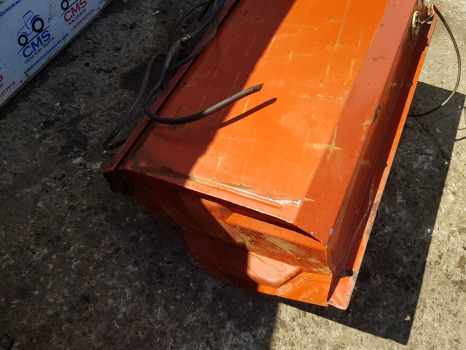 Fiat 115-90, 130-90, 150-90, 160-90, 180-90 Super Comfort Cab Fuel Tank 5151991 - Fuel tank: picture 5 Fiat 115-90, 130-90, 150-90, 160-90, 180-90 Super Comfort Cab Fuel Tank 5151991 - Fuel tank: picture 5