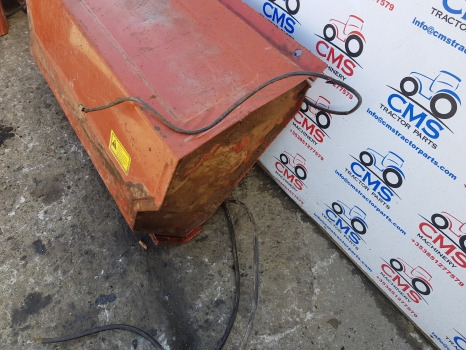 Fiat 115-90, 130-90, 150-90, 160-90, 180-90 Super Comfort Cab Fuel Tank 5151991 - Fuel tank: picture 3 Fiat 115-90, 130-90, 150-90, 160-90, 180-90 Super Comfort Cab Fuel Tank 5151991 - Fuel tank: picture 3