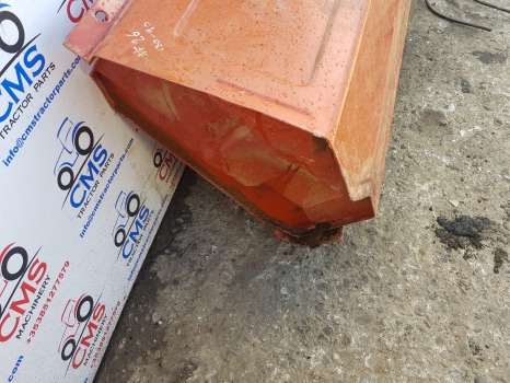 Fiat 115-90, 130-90, 150-90, 160-90, 180-90 Super Comfort Cab Fuel Tank 5151991 - Fuel tank: picture 2 Fiat 115-90, 130-90, 150-90, 160-90, 180-90 Super Comfort Cab Fuel Tank 5151991 - Fuel tank: picture 2