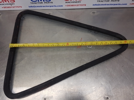 Fiat 1180 Cab Side Glass And Seal 5108674 - Window and parts for Farm tractor: picture 5 Fiat 1180 Cab Side Glass And Seal 5108674 - Window and parts for Farm tractor: picture 5