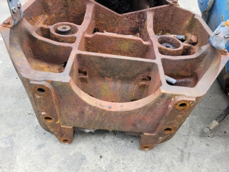 Fiat F130, F140, F120 Fwd Front Axle Support Frame Bolster 5147363, 5163236 - Suspension: picture 3 Fiat F130, F140, F120 Fwd Front Axle Support Frame Bolster 5147363, 5163236 - Suspension: picture 3