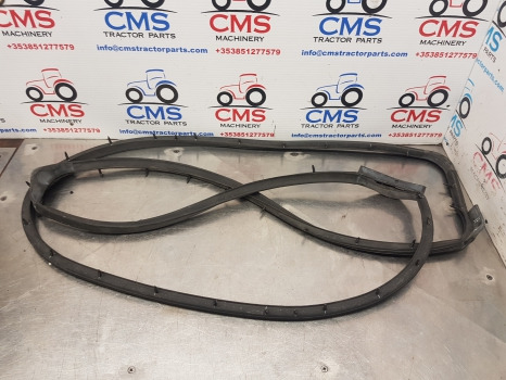 Ford 10, 30, Tw, 1000 Series, Super Q, Q Cab Door Seal Rhs D8nn9420530ac - Door and parts: picture 1 Ford 10, 30, Tw, 1000 Series, Super Q, Q Cab Door Seal Rhs D8nn9420530ac - Door and parts: picture 1