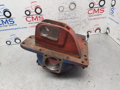 Ford 10 Series 7810 Carraro Fwd Dropbox Housing Car122553, 18841, 43/44, 122584 - Transmission for Farm tractor: picture 3 Ford 10 Series 7810 Carraro Fwd Dropbox Housing Car122553, 18841, 43/44, 122584 - Transmission for Farm tractor: picture 3