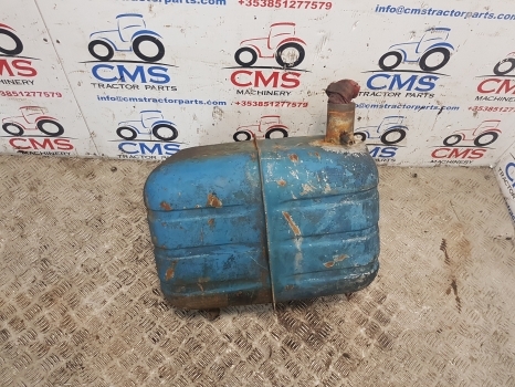Ford 4000, 4600 Fuel Tank Original E2nn9002ba, E3nn9002kb, 83935630 - Fuel tank for Agricultural machinery: picture 3 Ford 4000, 4600 Fuel Tank Original E2nn9002ba, E3nn9002kb, 83935630 - Fuel tank for Agricultural machinery: picture 3
