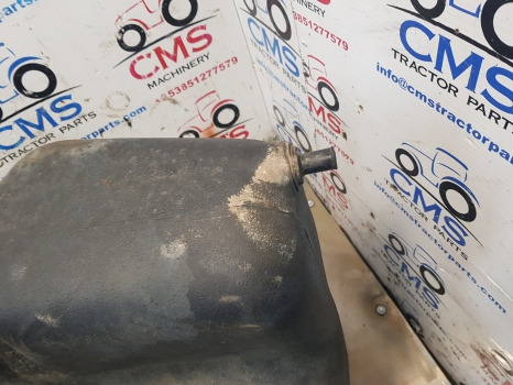 Ford 6610, 5610, 7610, 6810, 7710 Sq Cab Fuel Tank Main E6nn9002ba - Fuel tank: picture 2 Ford 6610, 5610, 7610, 6810, 7710 Sq Cab Fuel Tank Main E6nn9002ba - Fuel tank: picture 2