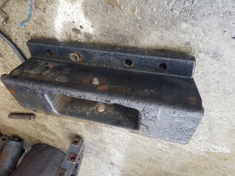 Ford 6635 Fiat L95 New Holland Tl100 Front Weight Carrier 5199414, 5172314 - Counterweight: picture 2 Ford 6635 Fiat L95 New Holland Tl100 Front Weight Carrier 5199414, 5172314 - Counterweight: picture 2
