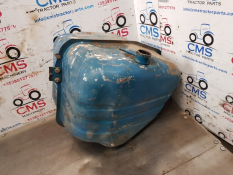 Ford 7600, 6600, 6710, 6610, 7610 Fuel Tank D5nn9002g, 83906888 - Fuel tank: picture 2 Ford 7600, 6600, 6710, 6610, 7610 Fuel Tank D5nn9002g, 83906888 - Fuel tank: picture 2