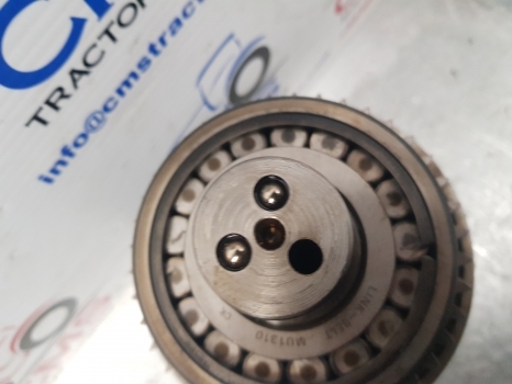 Ford 8530 Transmission Clutch Shaft 2/a Assy Fk4008148, Fk4008150, Fk4008159 - Transmission for Farm tractor: picture 3 Ford 8530 Transmission Clutch Shaft 2/a Assy Fk4008148, Fk4008150, Fk4008159 - Transmission for Farm tractor: picture 3