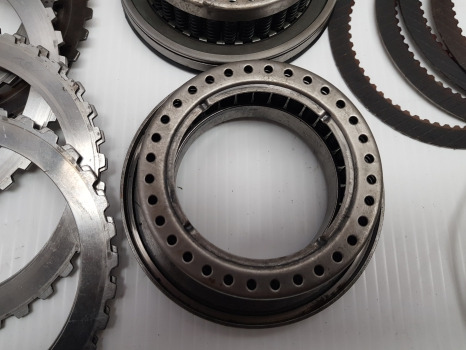 Ford New Holland 40 Series,ts,8240 Transmission Clutch Plate, Friction Disc Kit - Clutch disc for Farm tractor: picture 3 Ford New Holland 40 Series,ts,8240 Transmission Clutch Plate, Friction Disc Kit - Clutch disc for Farm tractor: picture 3